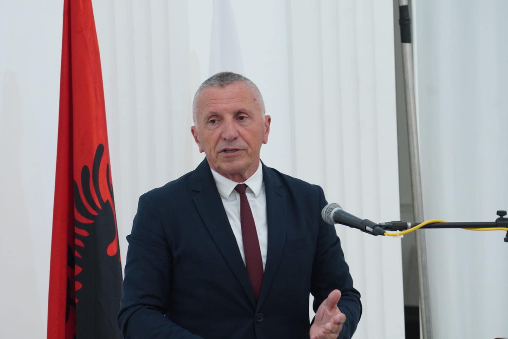kamberi:-shba-ja-po-e-shtyn-perpara-realizimin-e-planit-7-pikesh