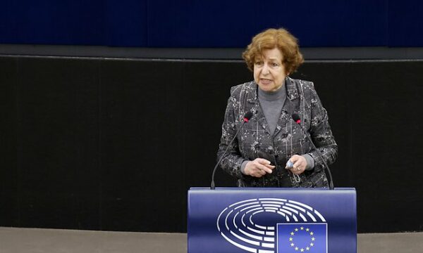 dyshimet-se-eshte-agjente-e-rusise,-nisin-procedurat-ligjore-ndaj-eurodeputetes-letoneze