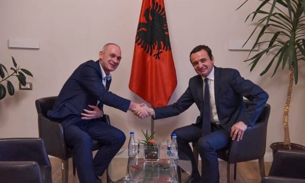 humolli:-kurti-ka-deshtuar-te-krijoje-nje-realitet-te-ri-politik