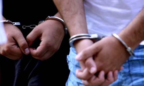sulmoi-fizikisht-vellaun,-arrestohet-personi