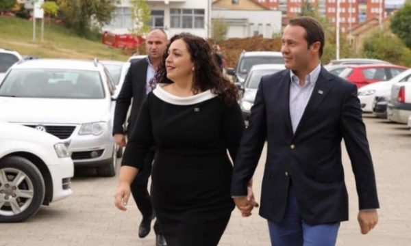 gjuha-fyese-qe-perdori-petkoviq-ndaj-osmanit,-reagon-prindon-sadriu:-te-kujton-taktikat-e-perdorura-milloshevici-e-putini