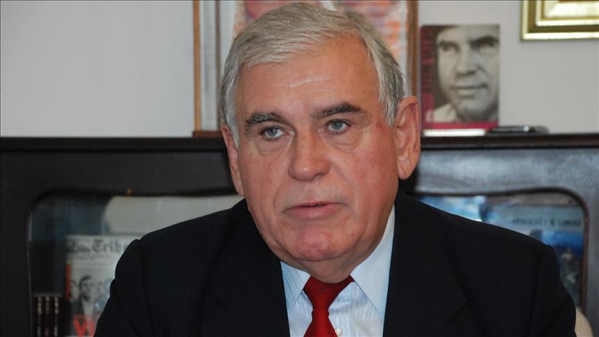 vllasi:-escobar-e-tha-qarte-se-vendimi-per-dinarin-eshte-legjitim