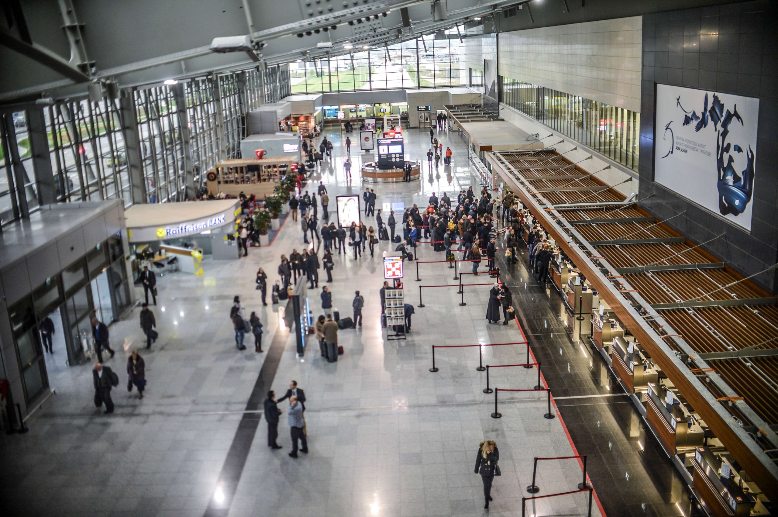 Aeroporti i Prishtinës do të kompensohet për periudhën e pandemisë, tarifa e koncesionimit rritet në 55 për qind
