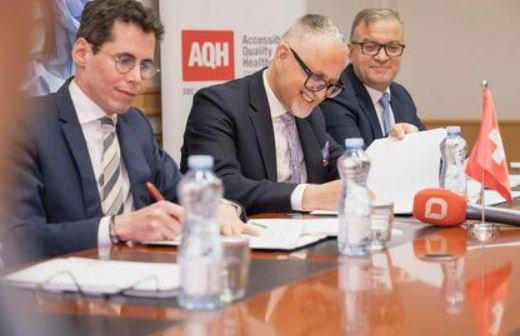 vitia-nenshkruan-marreveshje-me-ambasadorin-e-zvicres-per-avancimin-e-kujdesit-shendetesor