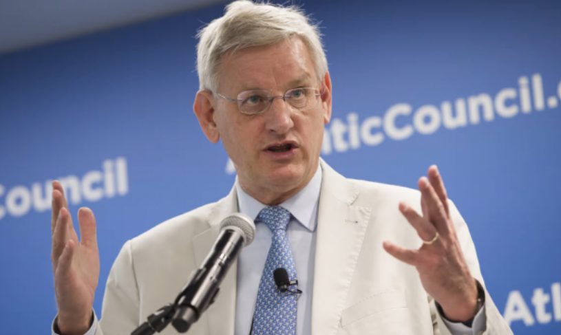 Carl Bildt për sulmet në Moskë: Ka mbi 40 të vdekur, amerikanët dhe britanikët para një jave paralajmëruan