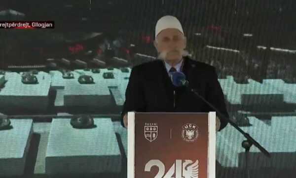 rifat-jashari-ne-gllogjan:-nese-bashkohemi,-e-kemi-arritur-amanetin-e-atyre-qe-rane-brez-pas-brezi