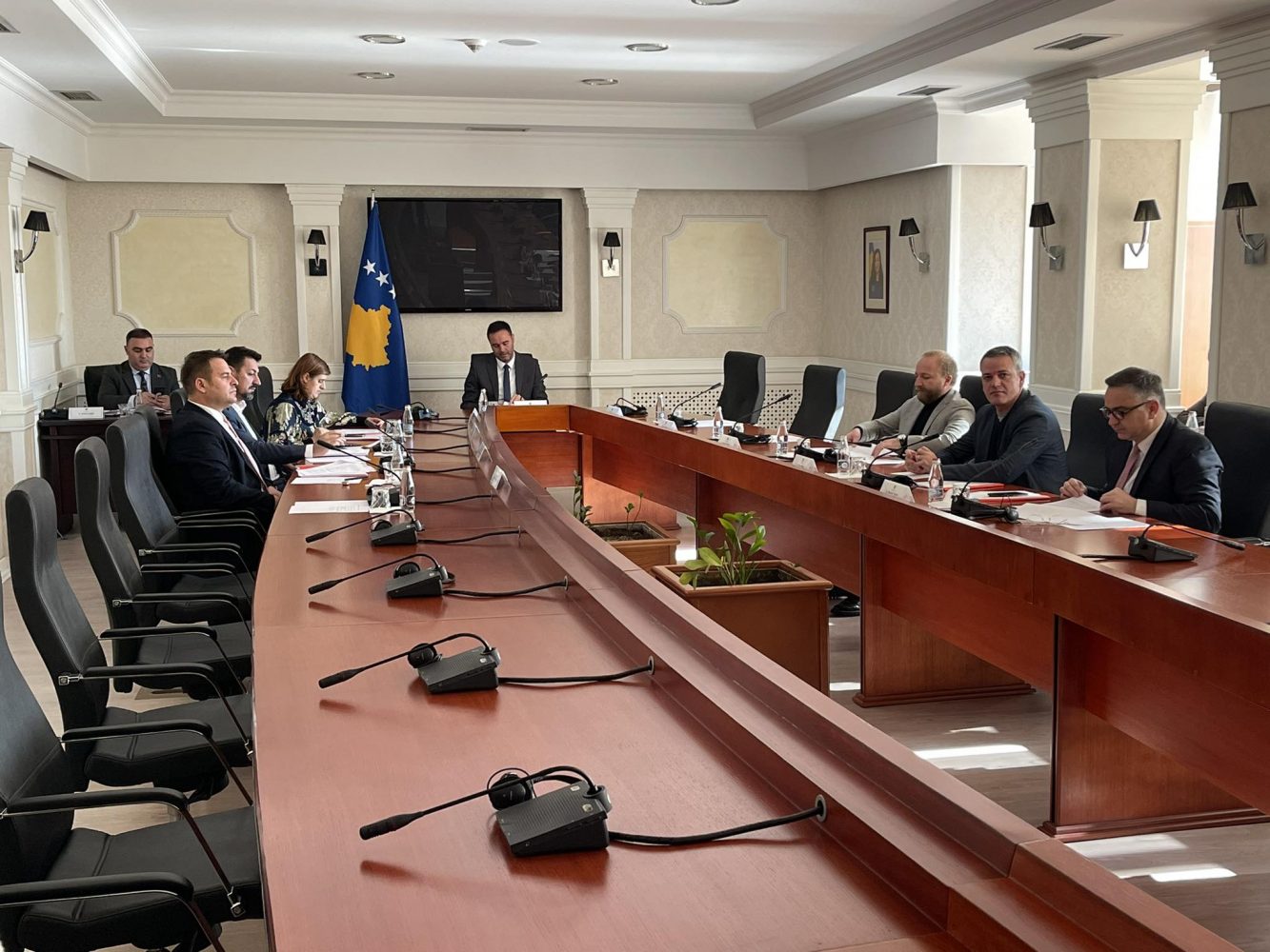 mblidhet-kryesia-e-kuvendit,-keto-jane-pikat-e-rendit-te-dites