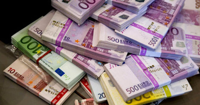 Arrijnë në 6 miliardë depozitat e kosovarëve në banka