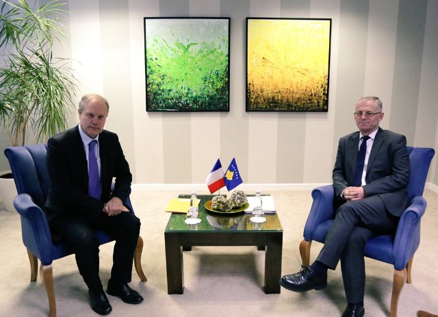 bislimi-njofton-per-takimin-e-djeshem-me-troccaz:-mbuluam-disa-tema,-me-fokus-zhvillimet-e-fundit