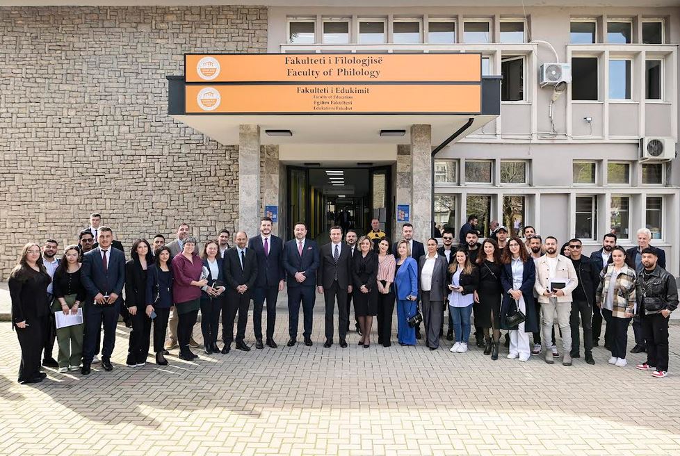 kurti:-krenare-qe-cdo-vit-kemi-me-shume-studente-nga-komunitete-te-ndryshme-ne-universitetet-tona-publike