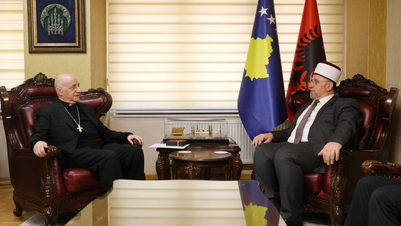 harmonia-nderfetare,-delegati-apostolik-i-selise-se-shenjte-viziton-bik-un