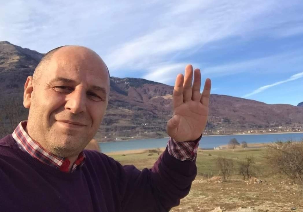 Vdes Arben Rugova, ish-gazetar dhe zyrtar i MPJ-së