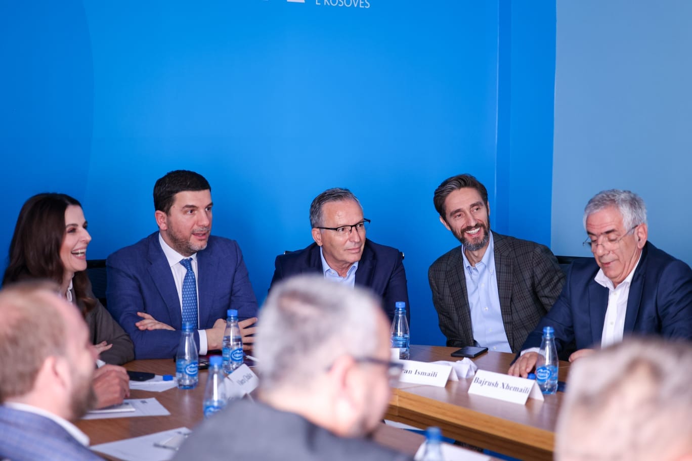 pdk-mbledh-kryesine-e-re:-u-mobilizuam-qe-me-bedriun-kryeminister-–-ta-kthejme-normalitetin,-zhvillimin-dhe-mireqenien-per-te-gjithe
