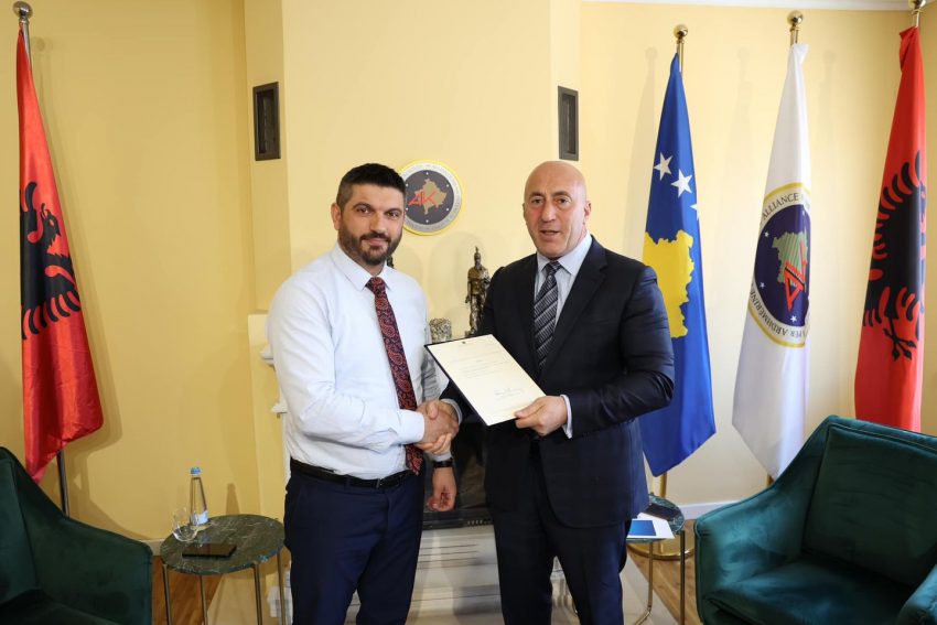 Haradinaj njofton për aderimin e ri, profesori universitar merr udhëheqjen e degës në Shtime