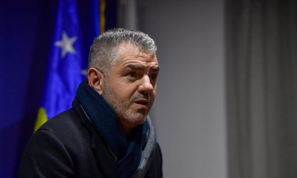 shala-i-ldk-se:-se-pari-kurti-te-jep-doreheqje,-pastaj-flasim-per-daten-e-zgjedhjeve