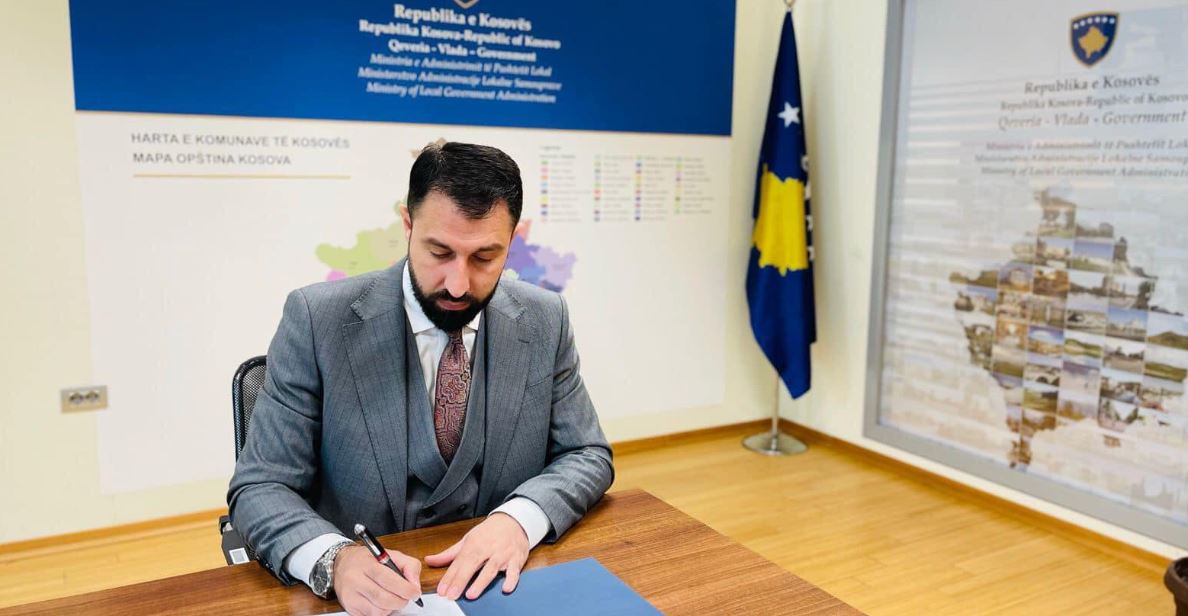 Krasniqi merr vendim që komunitetet RAE të Kosovës të regjistrohen falas