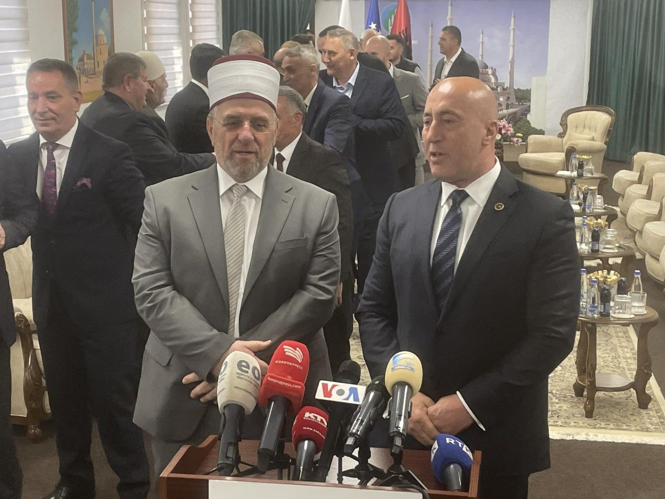 haradinaj-per-fiter-bajram:-ta-gezojne-shqiptaret-gjithe-bashke