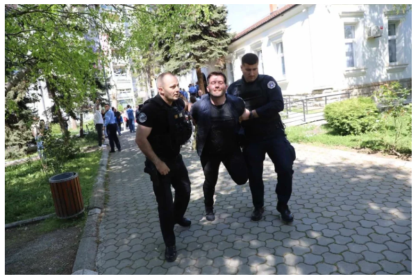 policia-e-arreston-rron-gjinovcin