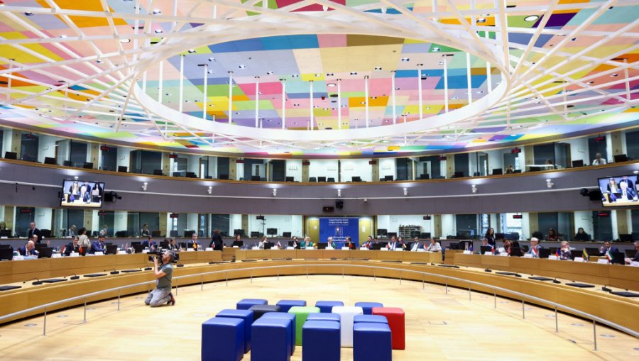 ambasadoret-e-be-se-mbeshteten-liberalizimin-e-vizave-per-qytetaret-e-kosoves-qe-kane-pasaporta-te-serbise