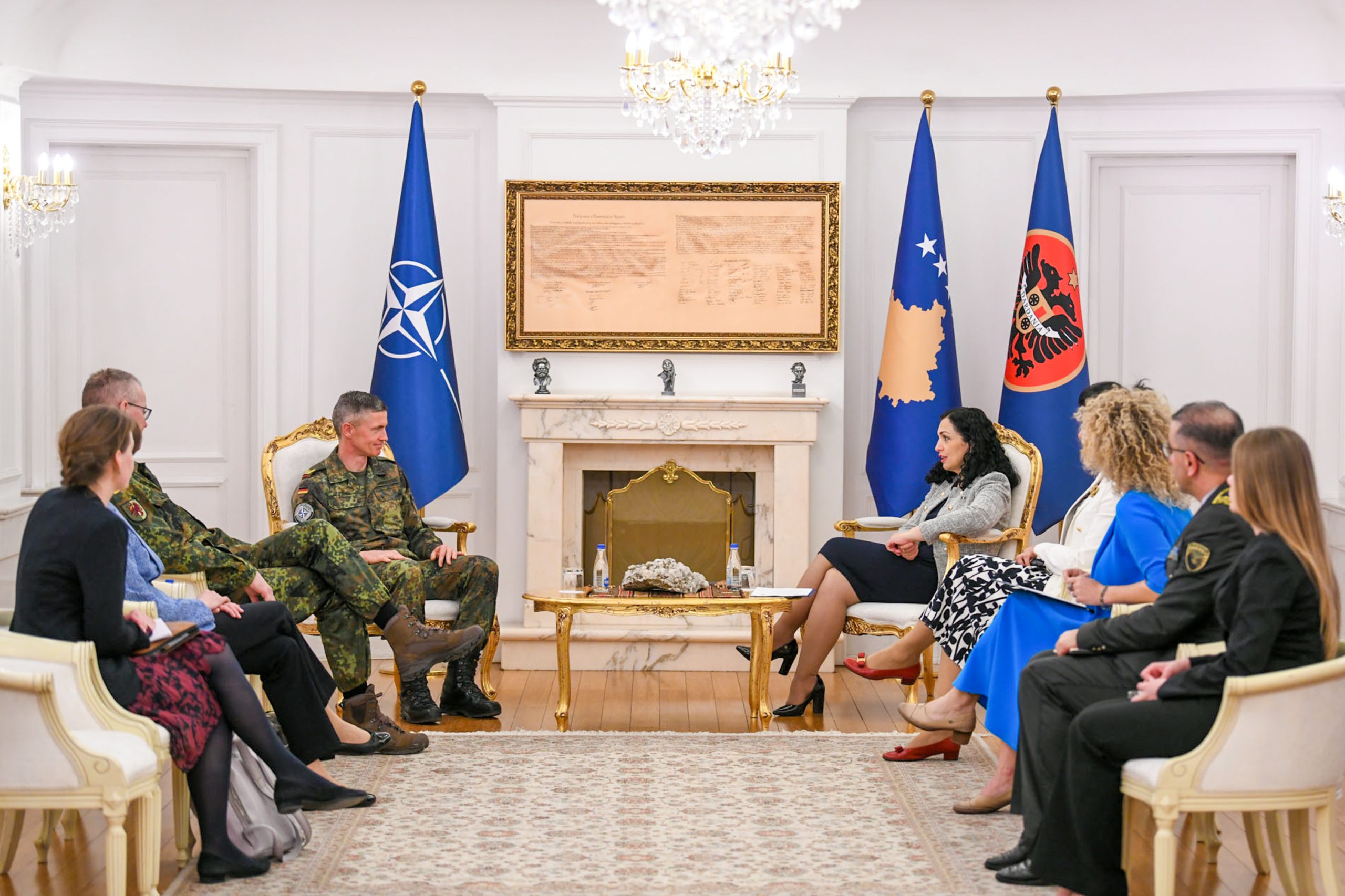 osmani-takon-perfaqesuesit-e-nalt,-diskuton-maksimizimin-e-mundesive-te-bashkepunimit-me-nato-n