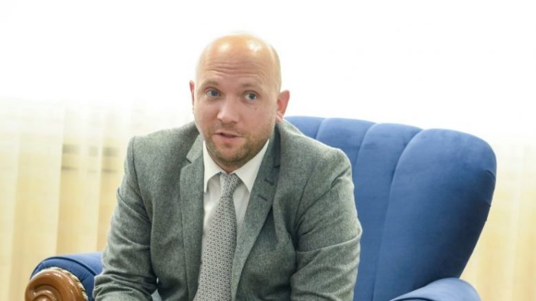 sarrazin:-gjermania-ende-pa-qendrim-nese-asociacioni-do-te-jete-kusht-para-anetaresimit-te-kosoves-ne-kie
