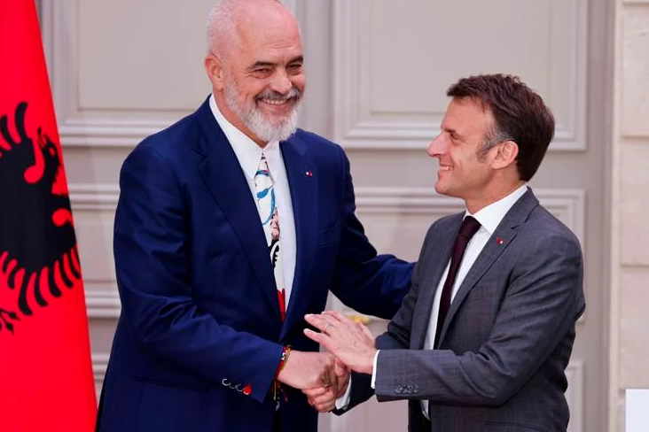 macron:-eshte-i-nevojshme-normalizim-i-marredhenieve-mes-kosoves-dhe-serbise
