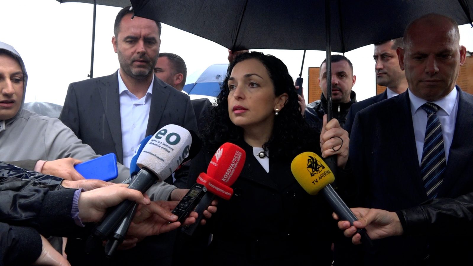 Osmani në Çikatovë: Institucionet t’i mbledhin provat dhe të fillojnë proceset gjyqësore për kryerësit e krimeve