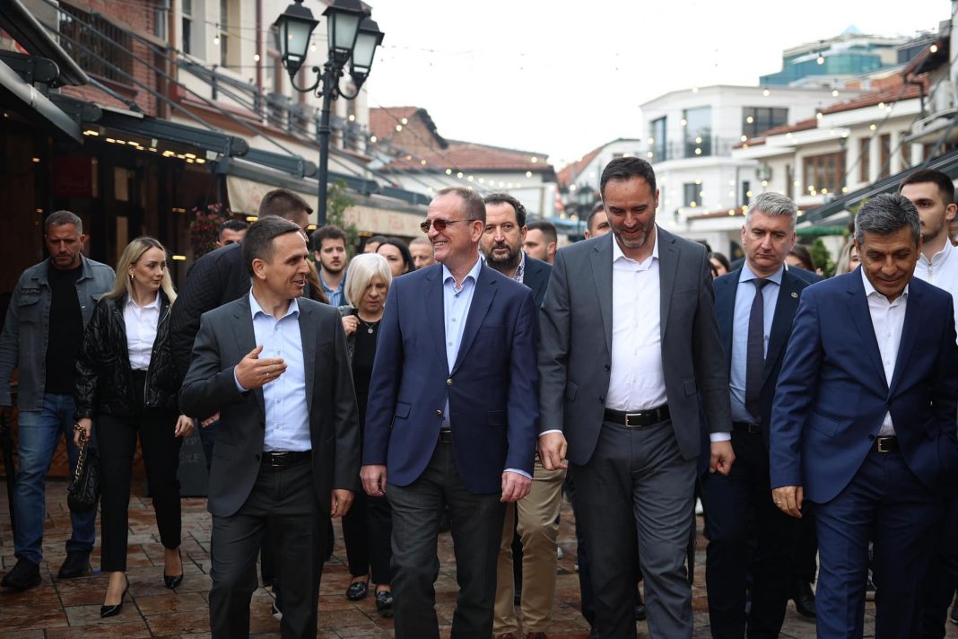 Konjufca në Shkup zhvillon takime me liderët e opozitës shqiptare