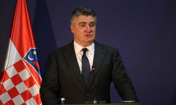 Presidenti kroat: Vuçiq ma çoi një letër 5 faqëshe, por ne e mbështesim Kosovën në KiE- me shqiptarët jemi të afërt dhe miq
