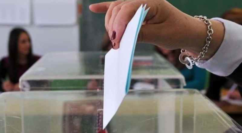 dy-ore-nga-hapja-e-qendrave-te-votimit,-pak-interesim-ne-mitrovicen-veriore