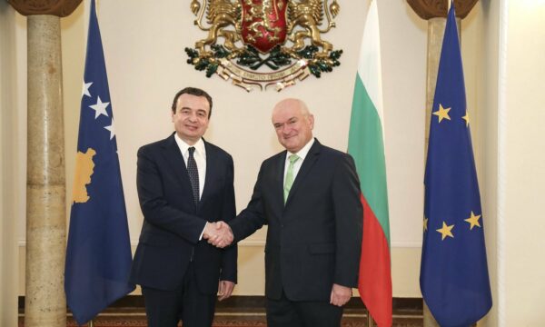 kurti-takohet-ne-sofje-me-homologun-bullgar:-diskutuam-per-fushat-ku-mund-te-rrisim-bashkepunimin