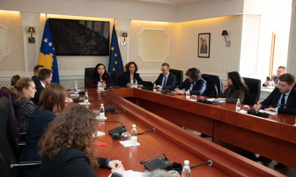 Osmani takon një grup punues të BE-së për rajonin, kërkon përkrahje për anëtarësim në Këshill të Evropës