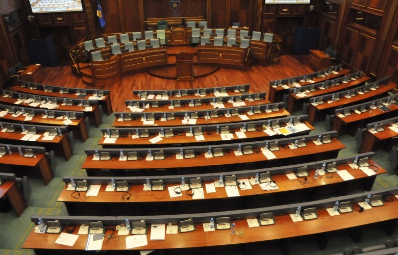 Kuvendi sot nderon Ilaz Kodrën dhe mbanë seancë të rregullt plenare