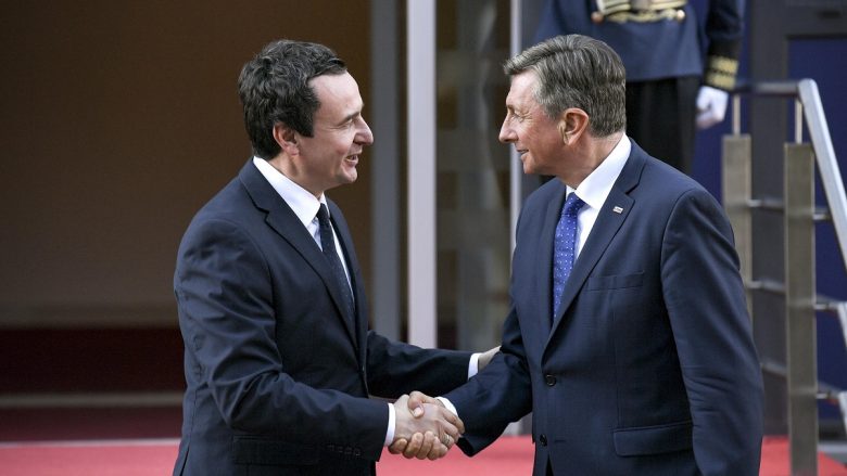 Ish-presidenti slloven, Pahor: Jam duke u përgatitur për ta udhëhequr dialogun