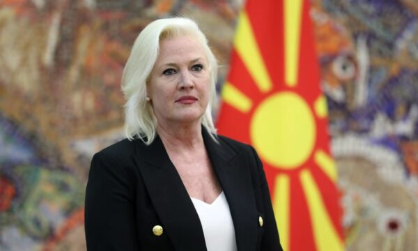 vjen-urimi-nga-shba-per-siljanovsken:-zgjedhje-historike,-presidentja-e-pare-grua-e-maqedonise-se-veriut