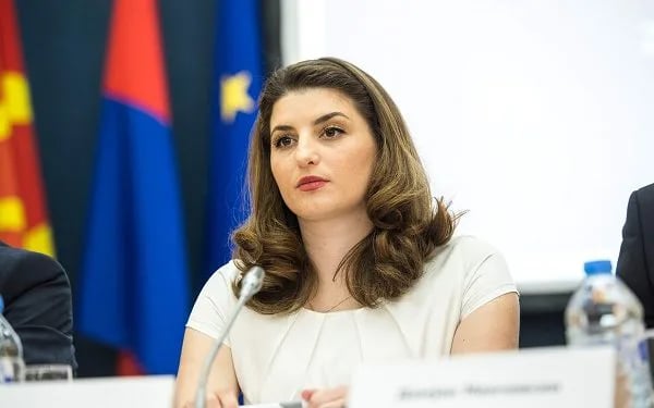 gazetarja-shqiptare-ne-maqedoni:-percarja-e-shqiptareve-do-te-ndikoje-ne-dobesimin-tone-kundrejt-pales-maqedonase