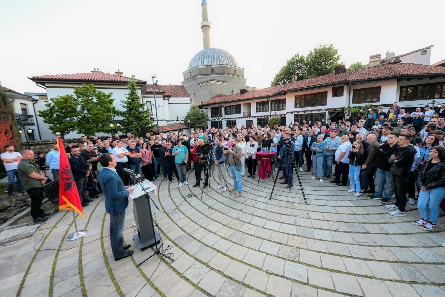 kurti-i-bindur-se-vetevendosja-do-te-kthehet-ne-qeverisje-te-prizrenit