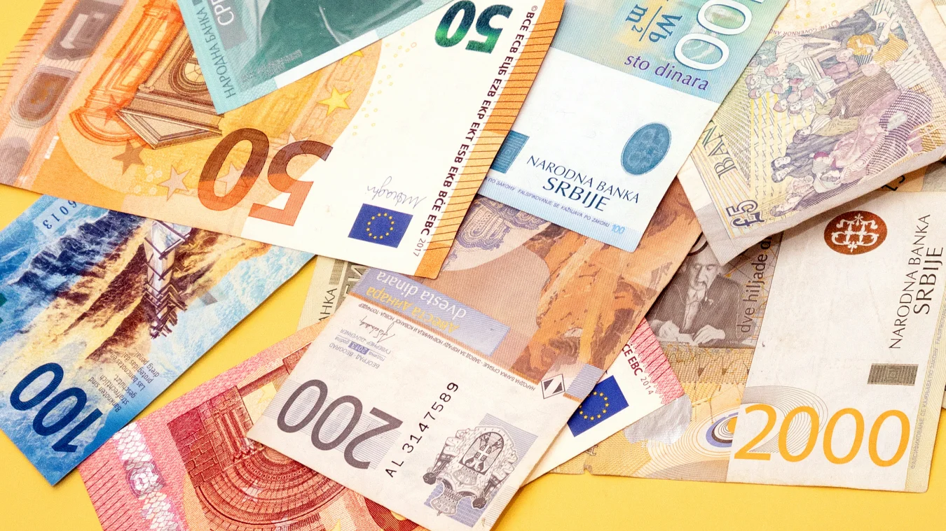 nga-sot-euro,-valuta-e-vetme-per-transaksione-ne-kosove