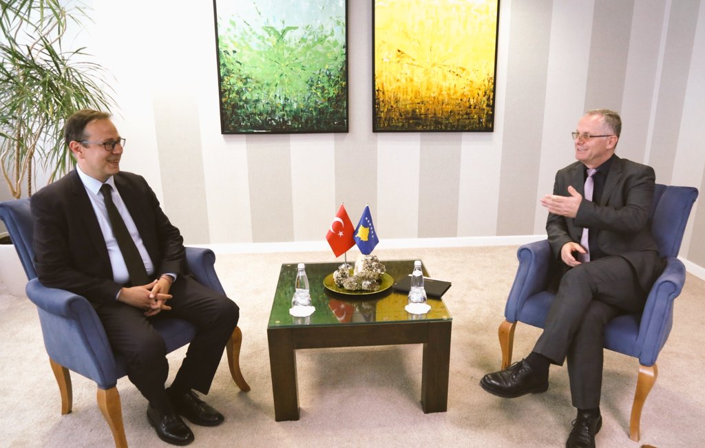 Bislimi takohet me ambasadorin turk, do të forcohet partneriteti mes dy shteteve