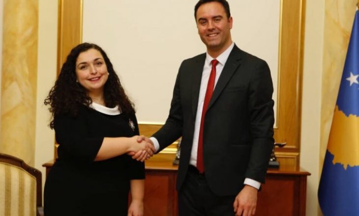 Konjufca e quan të paqëllimshëm ‘përplasjen’ e presidentes Osmani me Qeverinë