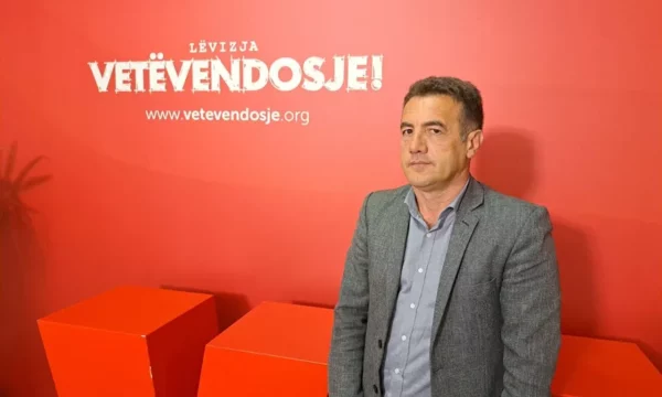 sekretari-i-vv-se-per-radio-france:-nuk-mund-t’i-pengojme-njerezit-te-largohen-nga-kosova