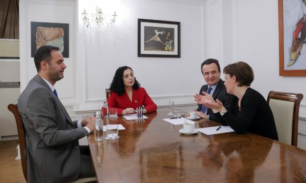 raportet-me-osmanin,-kurti:-nganjehere-kam-dallime-edhe-me-konjufcen-e-gervallen,-s’besoj-se-jane-te-patejkalueshme