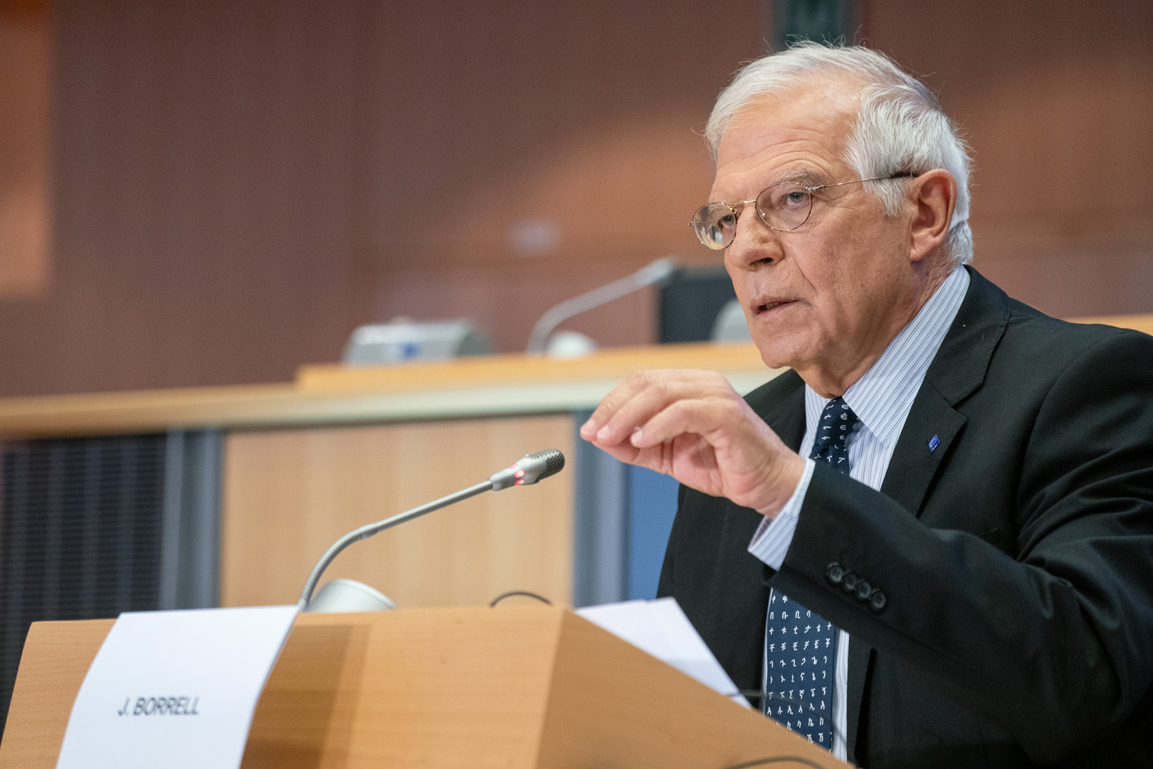 borrelli-pritet-qe-javen-e-ardhshme-ta-dorezoje-raportin-per-masat-ndaj-kosoves