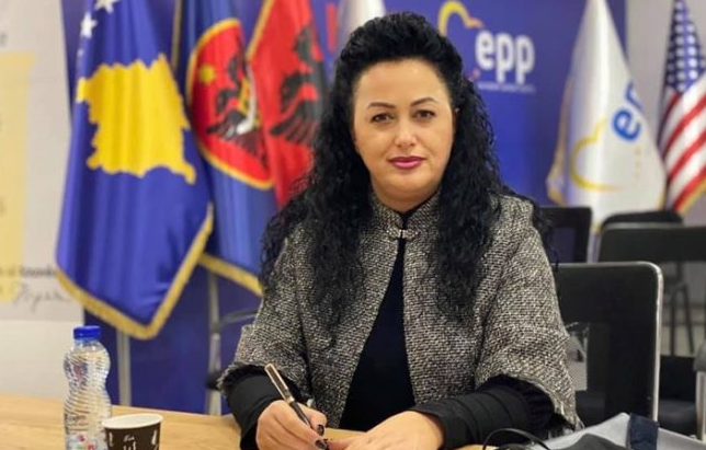 bunjaku-e-ldk-se-pyetet-per-asistente-personal:-cka-eshte-kjo-pyetje?-teme-e-lodhet