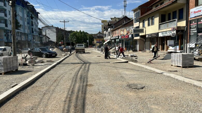 komuna-e-suharekes-njofton-per-ndalimin-e-perkohshem-te-qarkullimit-te-automjeteve