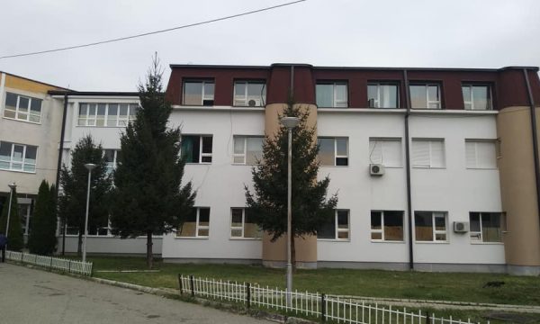 Raporti i IML së  Vdekja e 4 vjeçares në Gjakovë ishte natyrore  familja nuk e beson