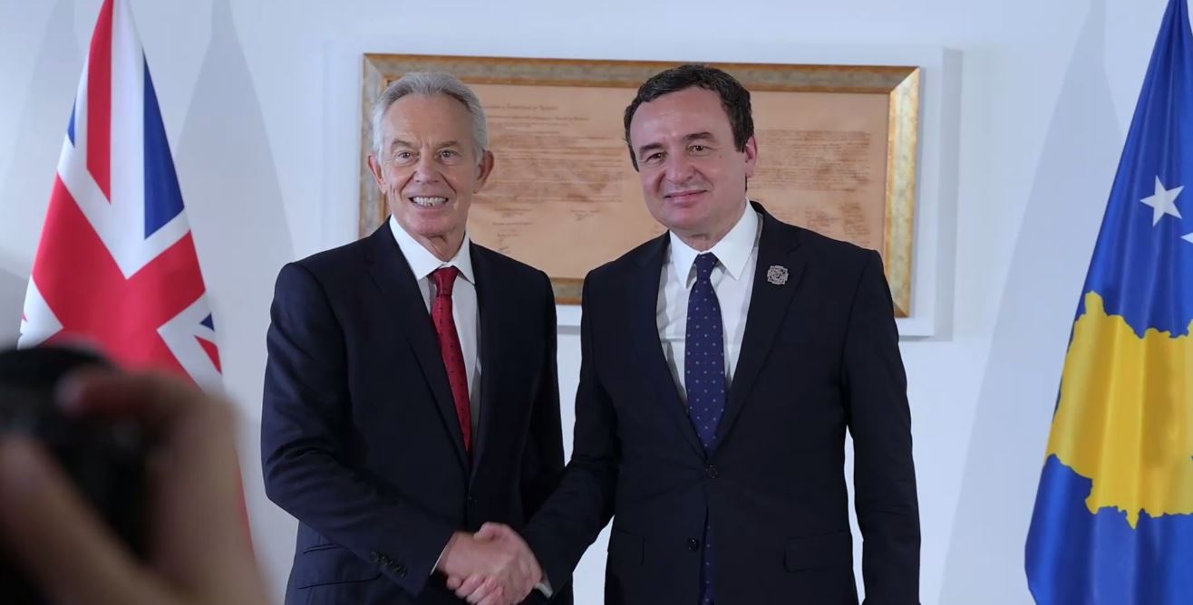 kurti,-blairit:-ndihemi-te-nderuar-me-prezencen-tuaj,-gjate-fjalimit-tuaj-s’kishte-pozite-opozite