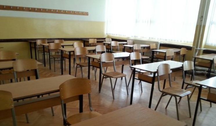 shtyhet-edhe-per-dy-dite-afati-per-paraqitjen-e-provimit-te-matures