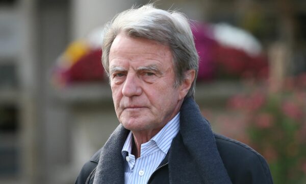 Bernard Kouchner të martën vjen në Kosovë