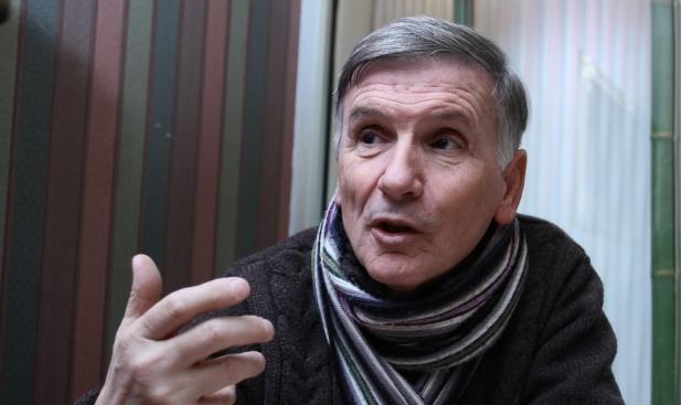 “Hamëz Jashari për dy vota nuk hyri në Kryesi të LDK’së, kanë folë kundër tij”, publicisti i reagon Jusuf Buxhovit pas debatit